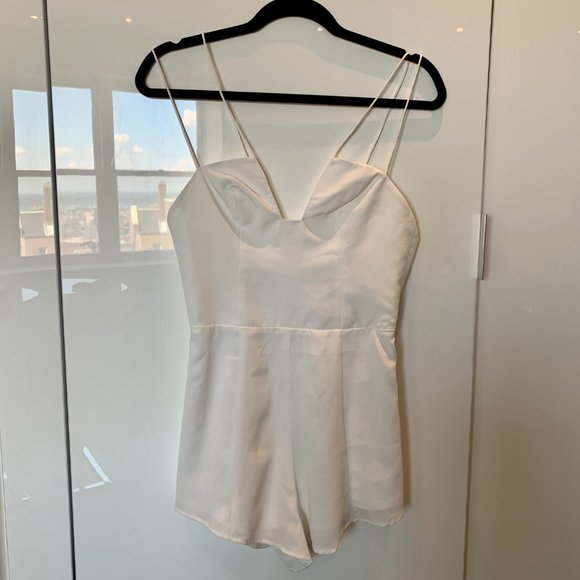 NWT Keepsake Be My Escape Playsuit Size S - Picture 1 of 3